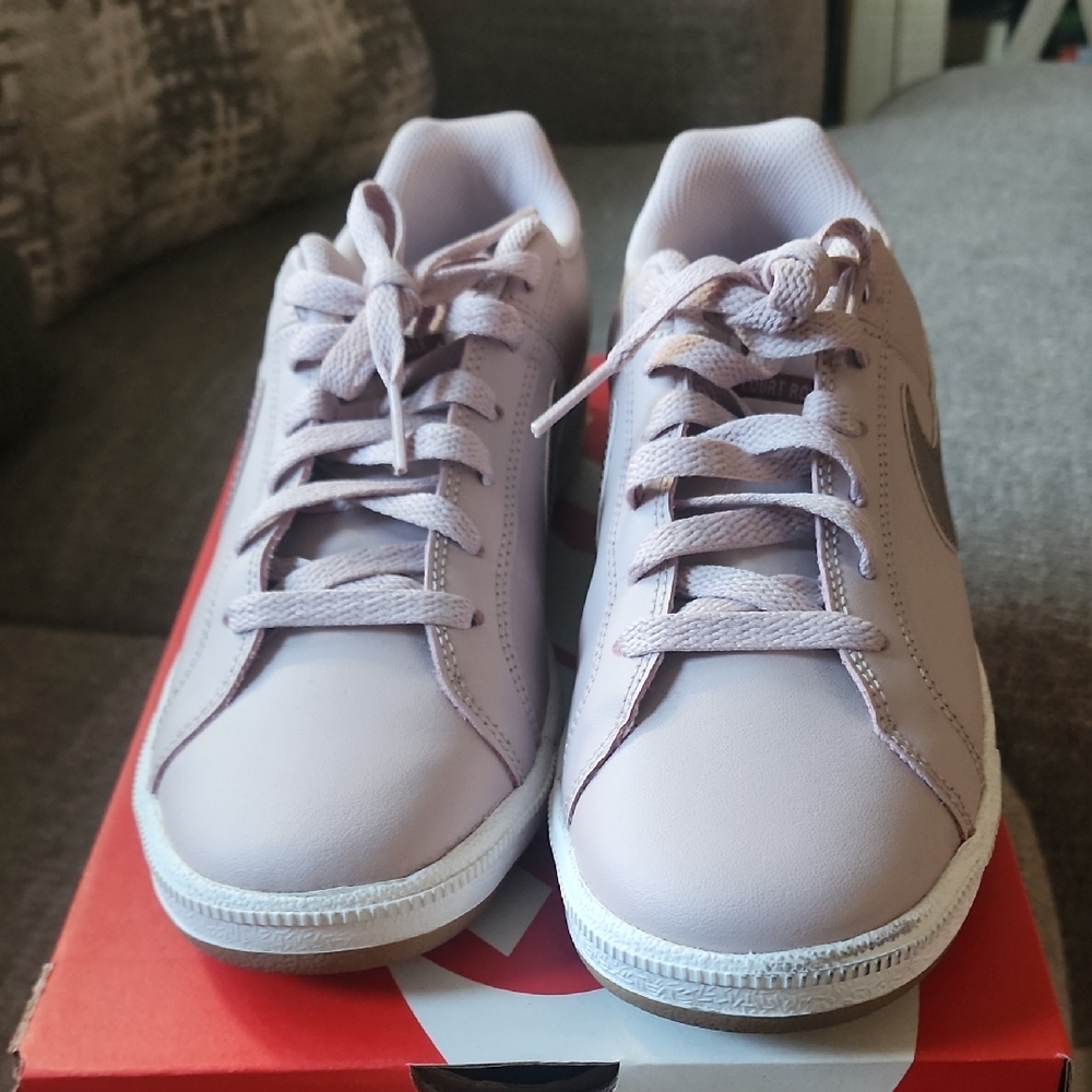 Nike Women’s Particle Rose Smokey Mauve Low Top Sneakers - Picture 3 of 7